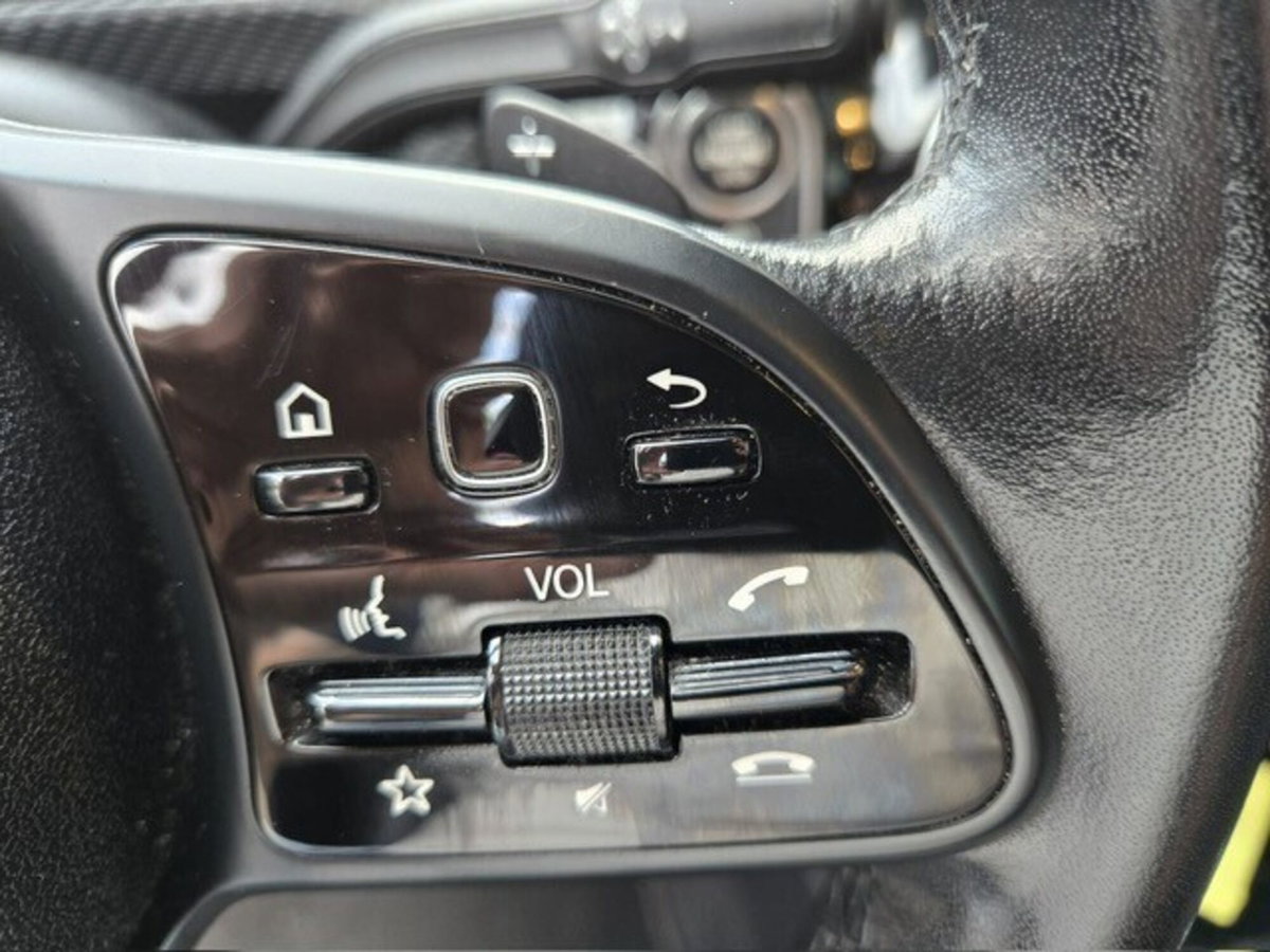 Mercedes-Benz Classe A 180 d Automatic Sport (11)