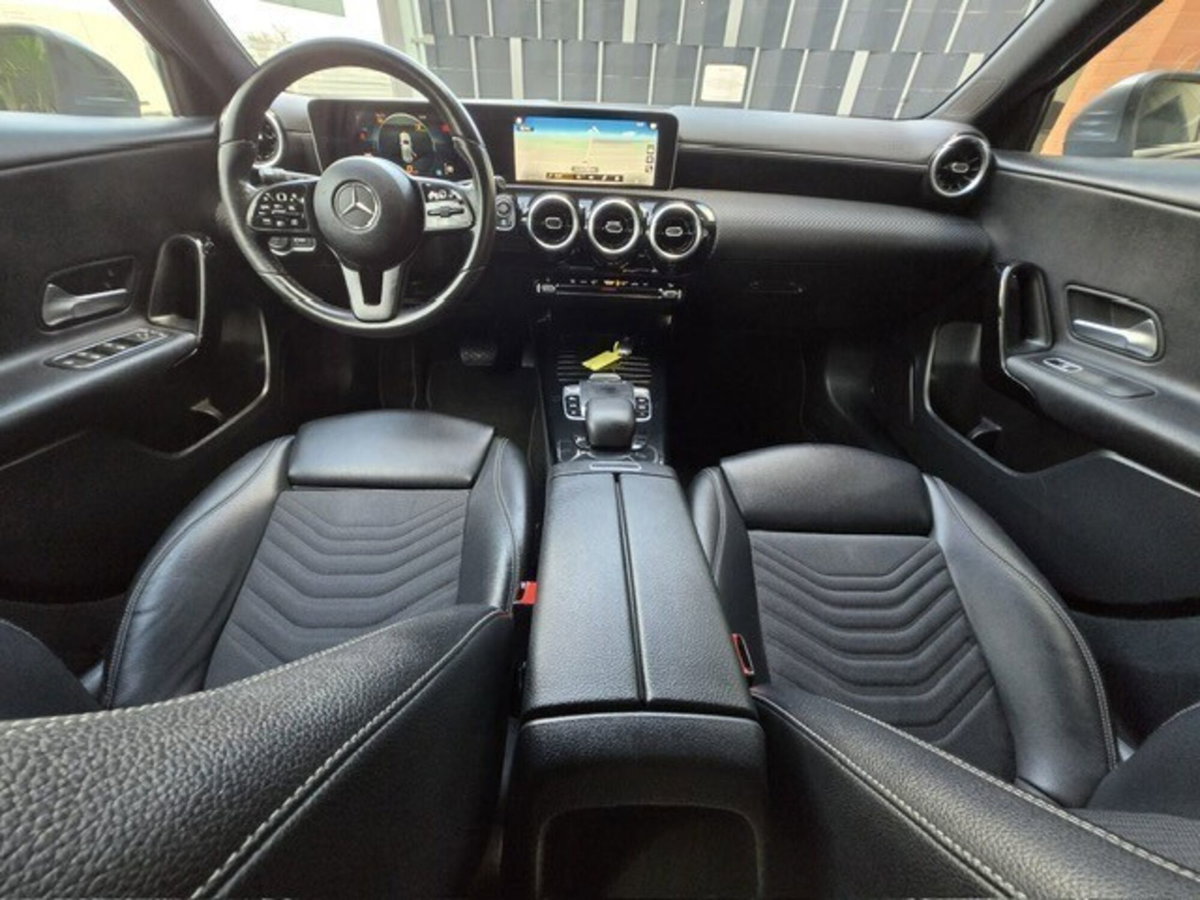 Mercedes-Benz Classe A 180 d Automatic Sport (7)