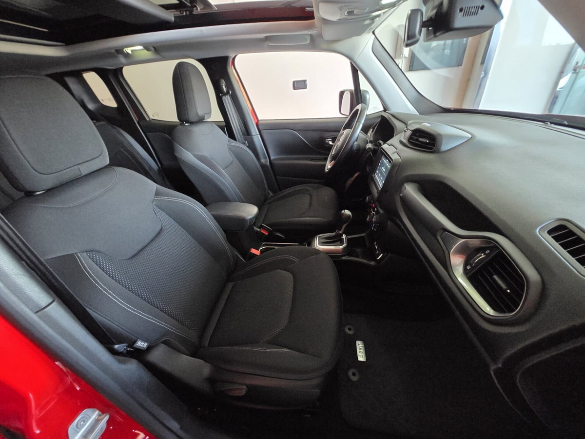 Jeep Renegade 1.6 Mjt DDCT 120 CV Limited (11)