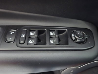 Jeep Renegade 1.6 Mjt DDCT 120 CV Limited (13)