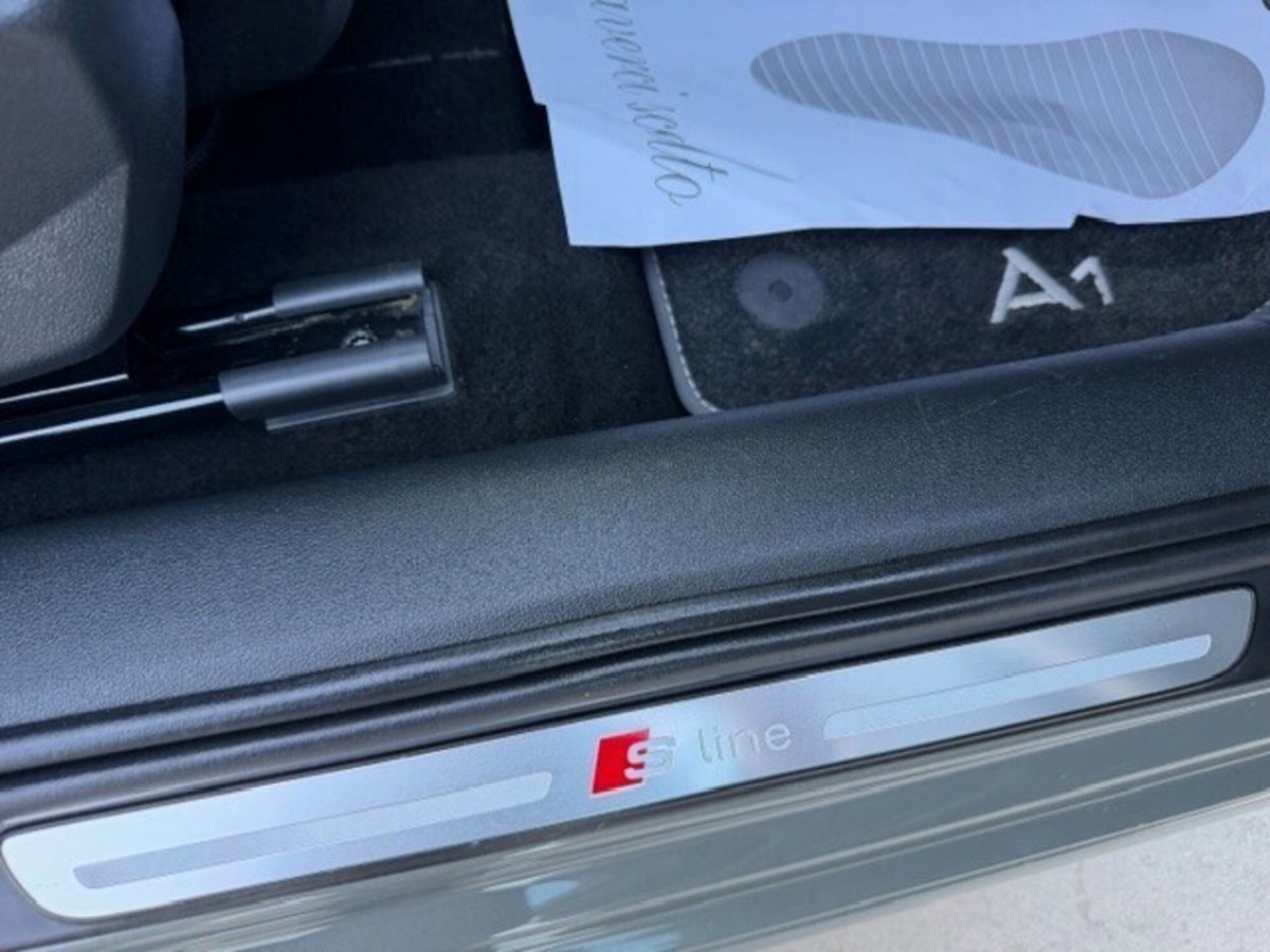 Audi A1 Sportback 30 TFSI S line edition (10)