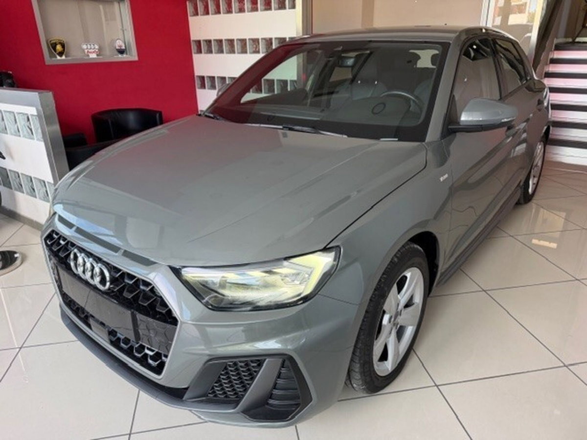 Audi A1 Sportback 30 TFSI S line edition (3)