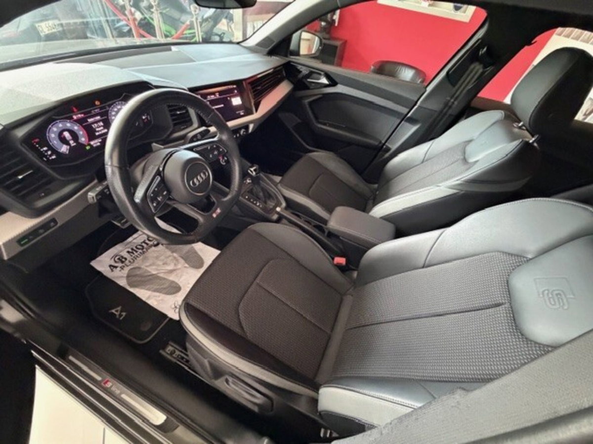 Audi A1 Sportback 30 TFSI S line edition (9)