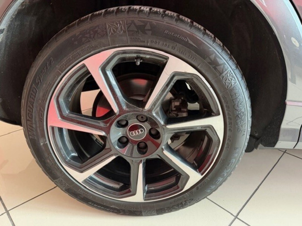 Audi Q3 Sportback 35 TDI quattro S tronic S line edition (12)