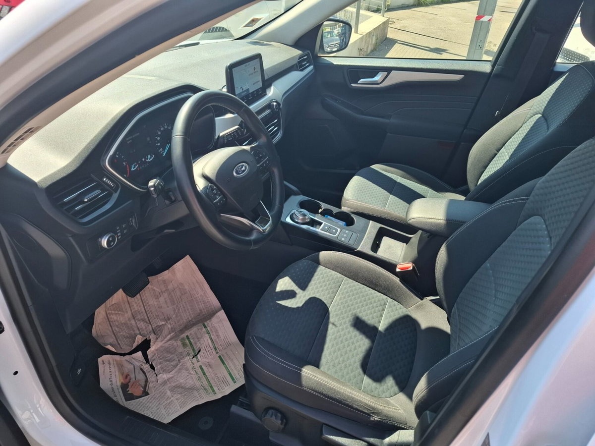 Ford Kuga 1.5 EcoBlue 120 CV aut. 2WD (6)