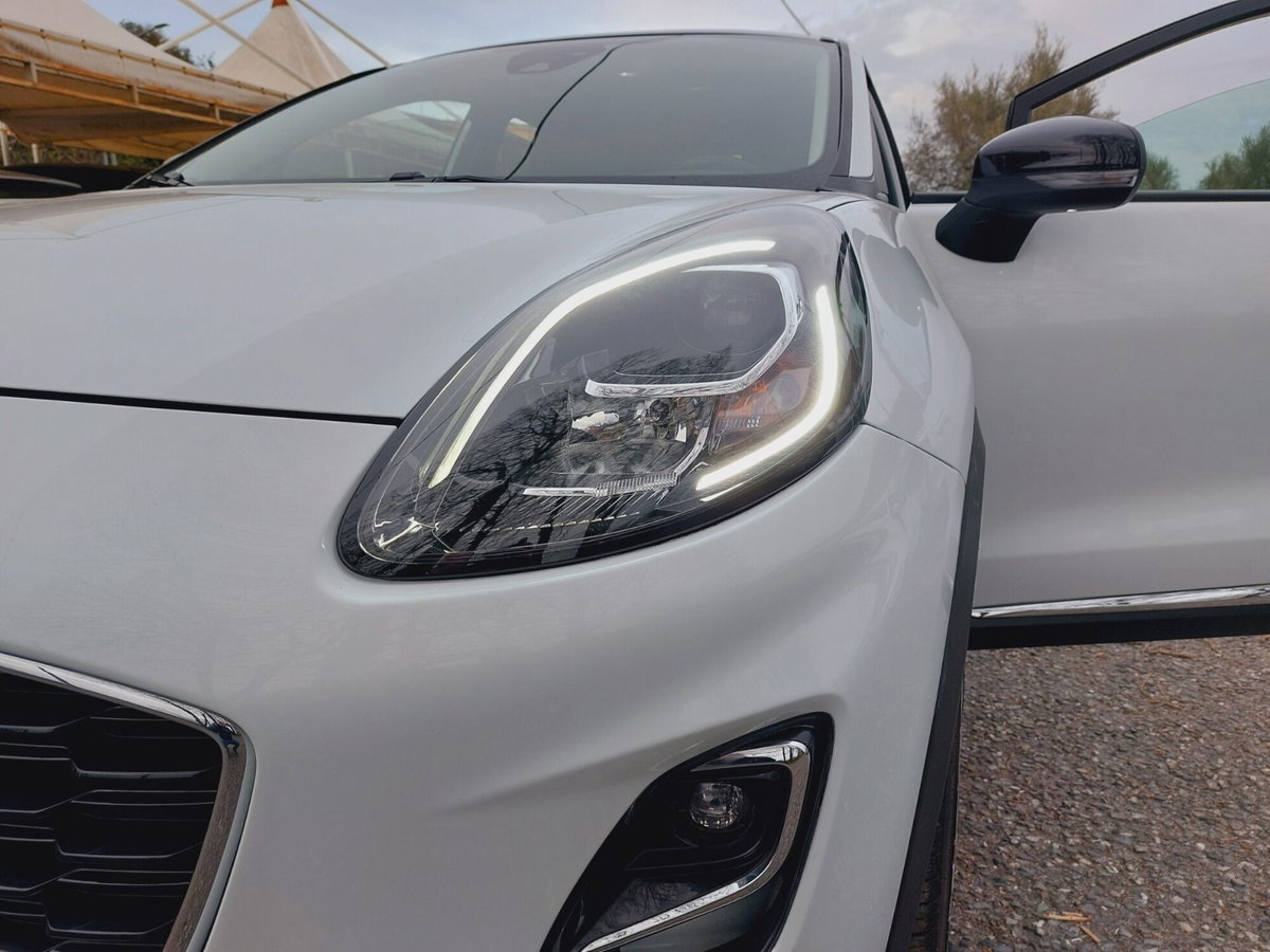 Ford Puma 1.0 EcoBoost Hybrid 125 CV S&S aut. Titanium Design (9)