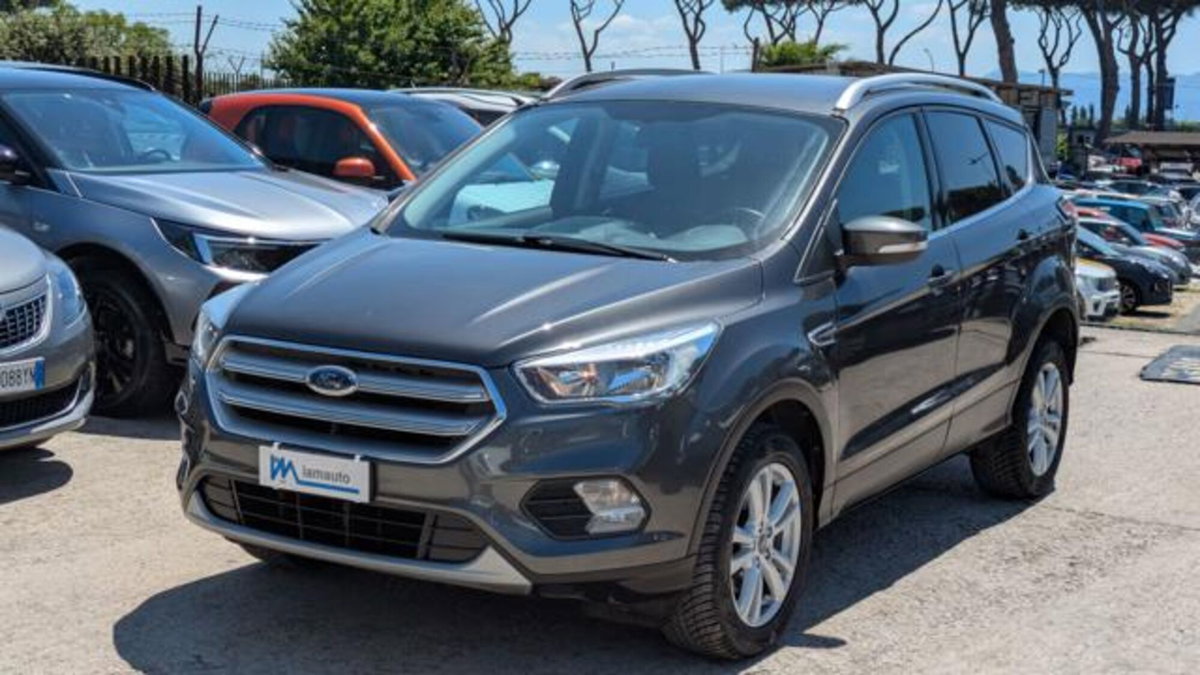 Ford Kuga 1.5 EcoBlue 120 CV 2WD ST-Line (2)