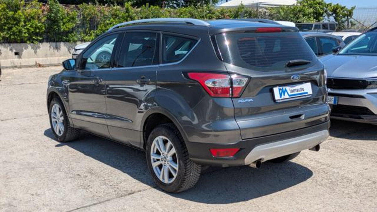 Ford Kuga 1.5 EcoBlue 120 CV 2WD ST-Line (3)