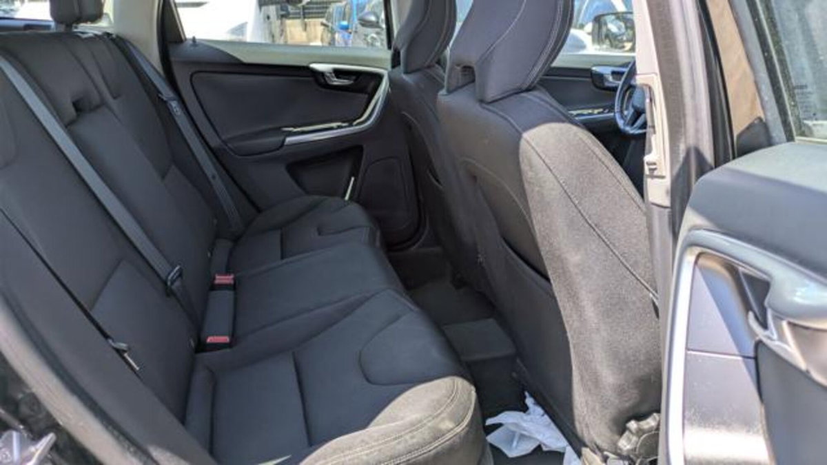 Volvo XC60 D3 Geartronic Business (12)