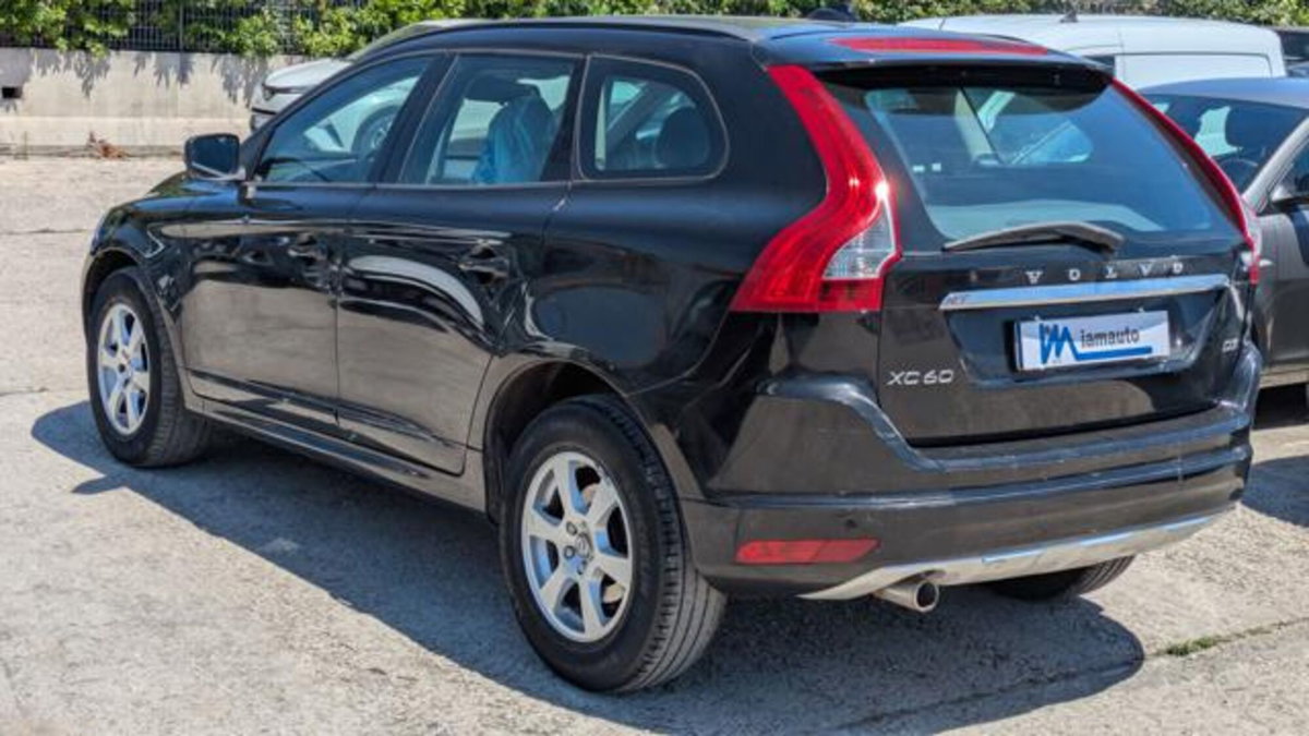 Volvo XC60 D3 Geartronic Business (4)