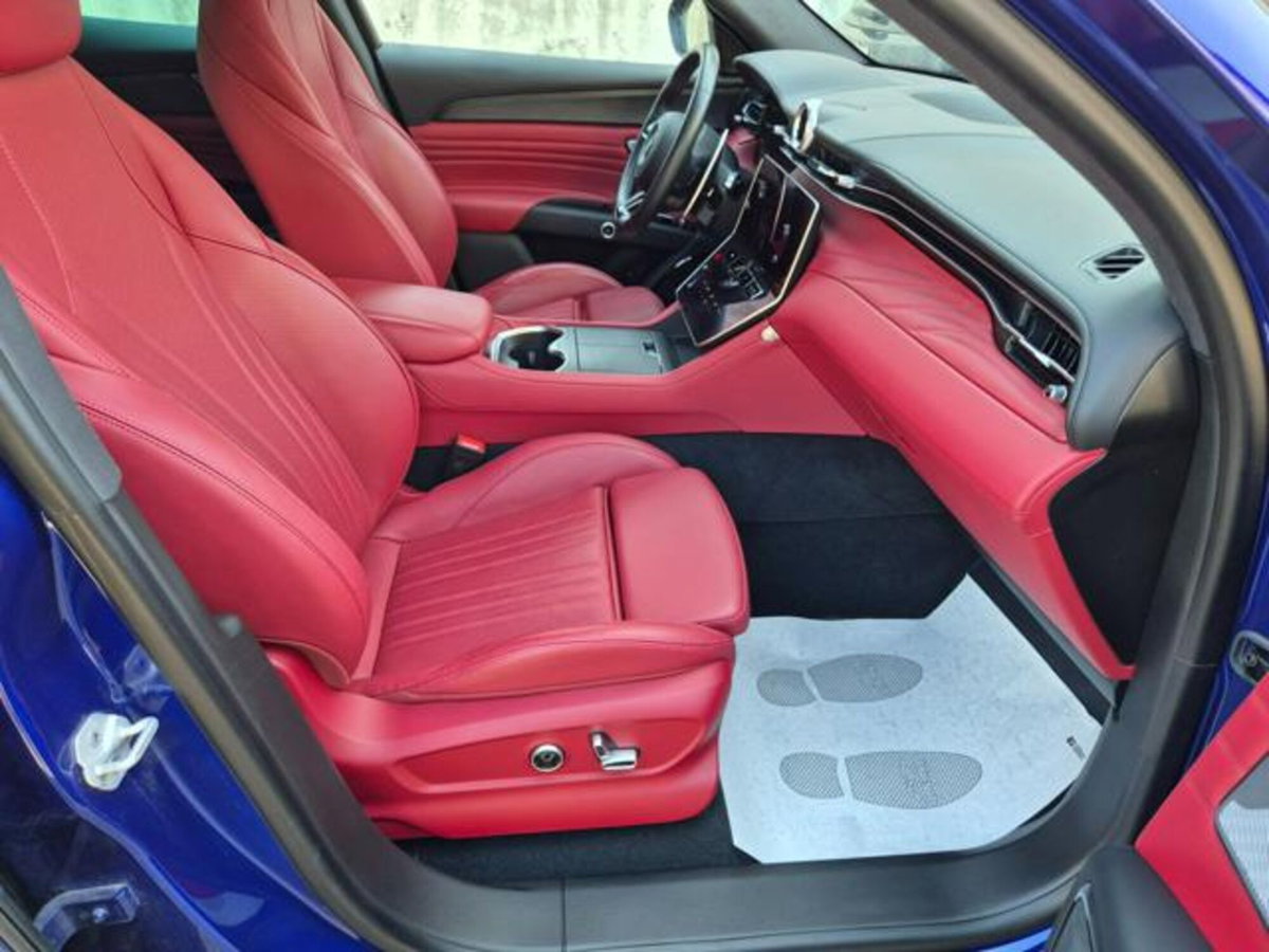 Maserati Grecale 2.0 MHEV 300 CV GT PrimaSerie (13)