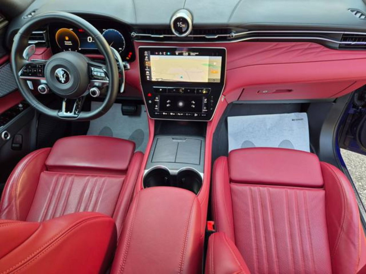 Maserati Grecale 2.0 MHEV 300 CV GT PrimaSerie (15)