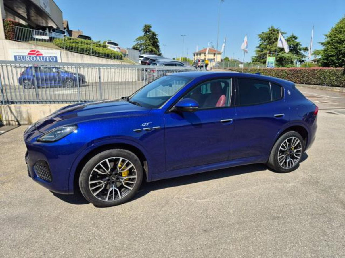 Maserati Grecale 2.0 MHEV 300 CV GT PrimaSerie (3)