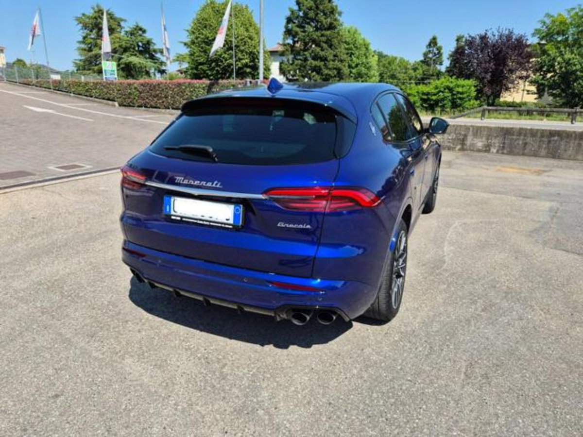 Maserati Grecale 2.0 MHEV 300 CV GT PrimaSerie (7)