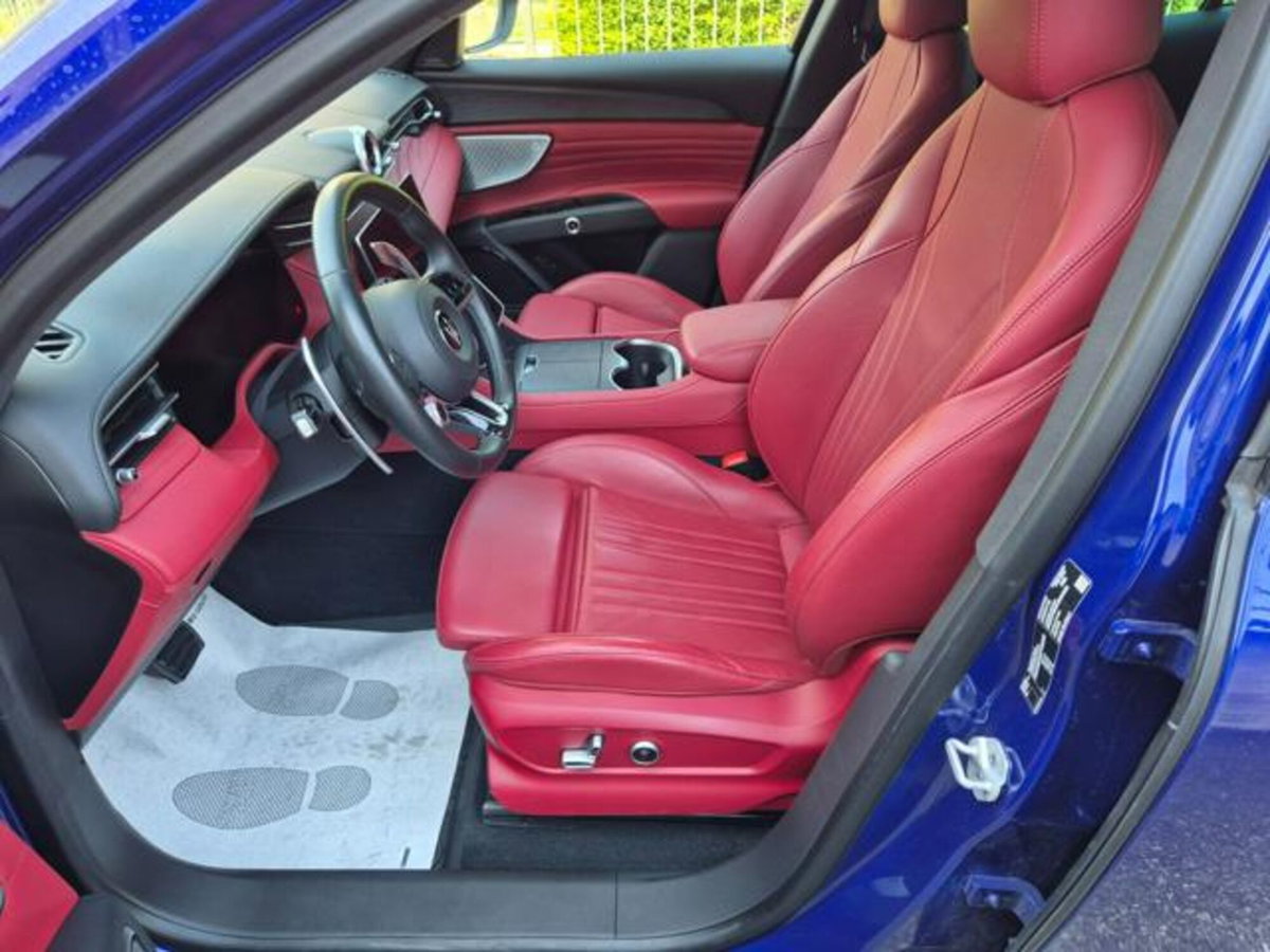 Maserati Grecale 2.0 MHEV 300 CV GT PrimaSerie (9)