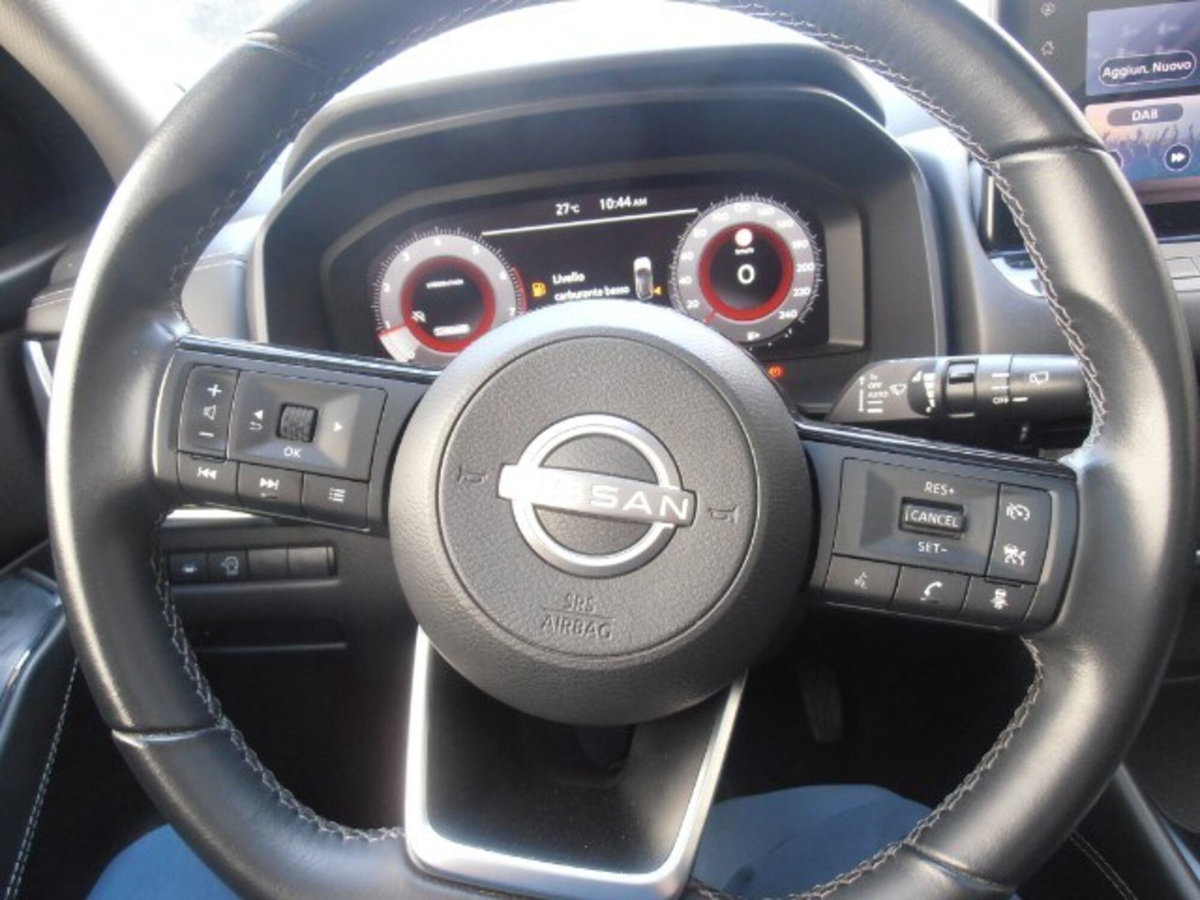 Nissan Qashqai 1.3 mhev N-Connecta 2wd 140cv (10)
