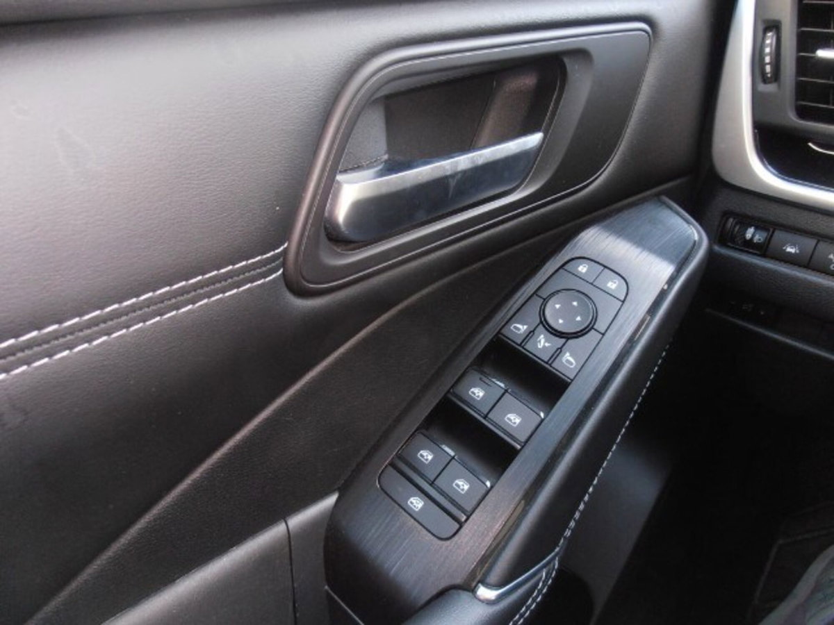 Nissan Qashqai 1.3 mhev N-Connecta 2wd 140cv (11)