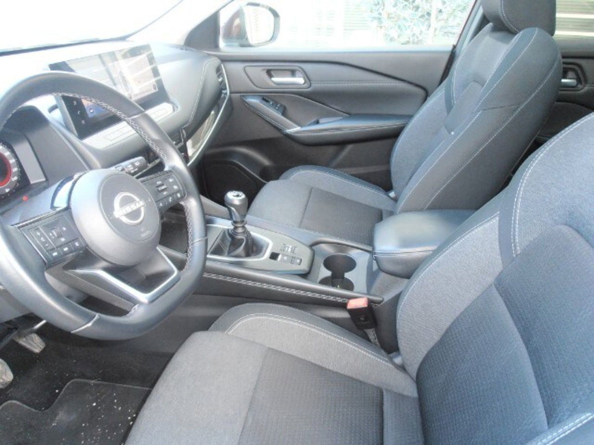 Nissan Qashqai 1.3 mhev N-Connecta 2wd 140cv (12)