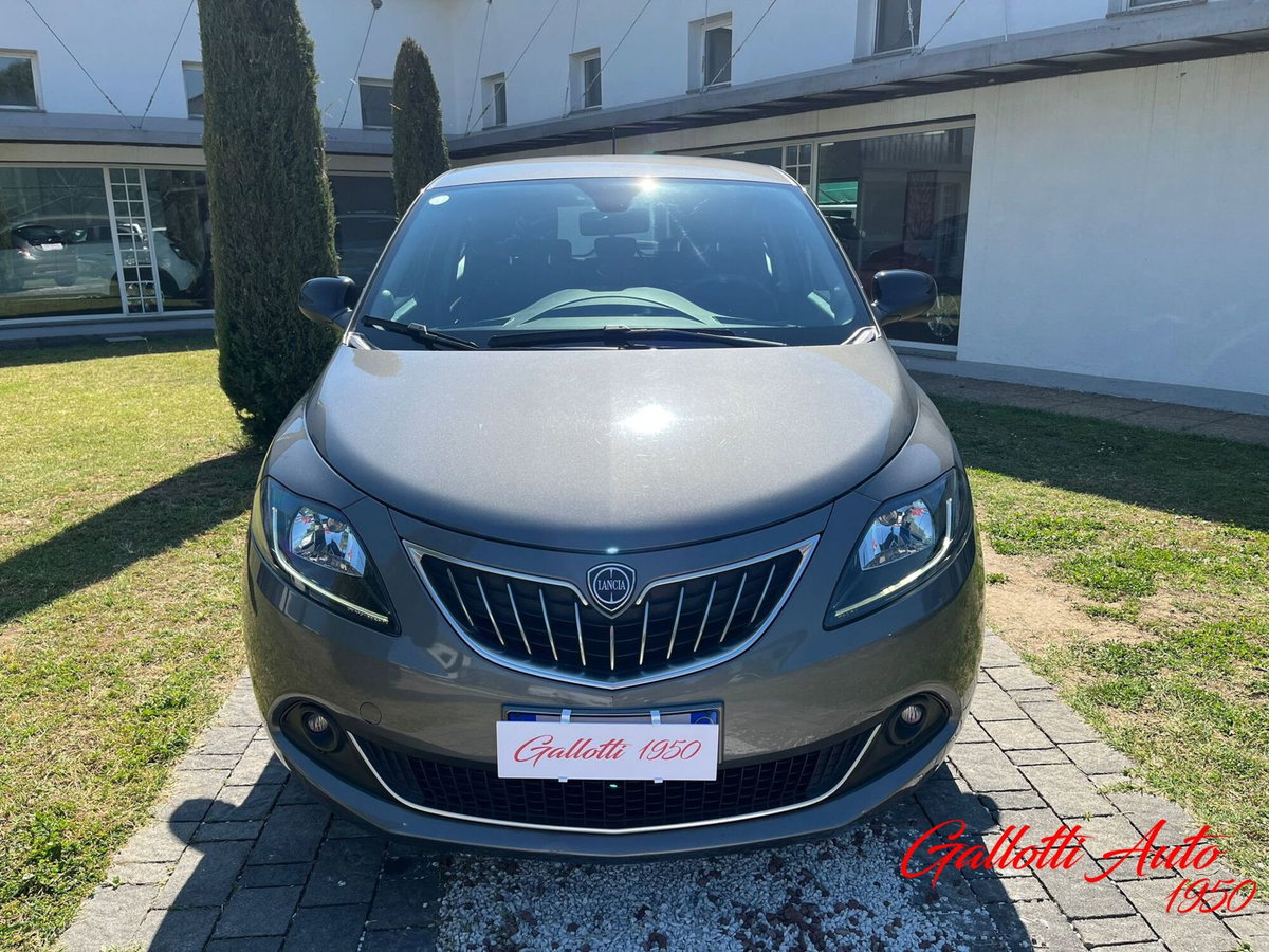 Lancia Ypsilon 1.0 FireFly 5 porte S&S Hybrid Ecochic Gold (5)