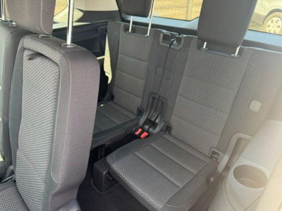 Volkswagen Touran 1.6 TDI 115 CV SCR DSG Business BlueMotion Technology (16)