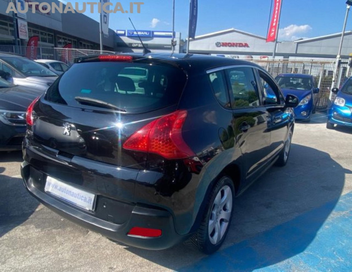 Peugeot 3008 1.6 HDi 115CV Active (4)