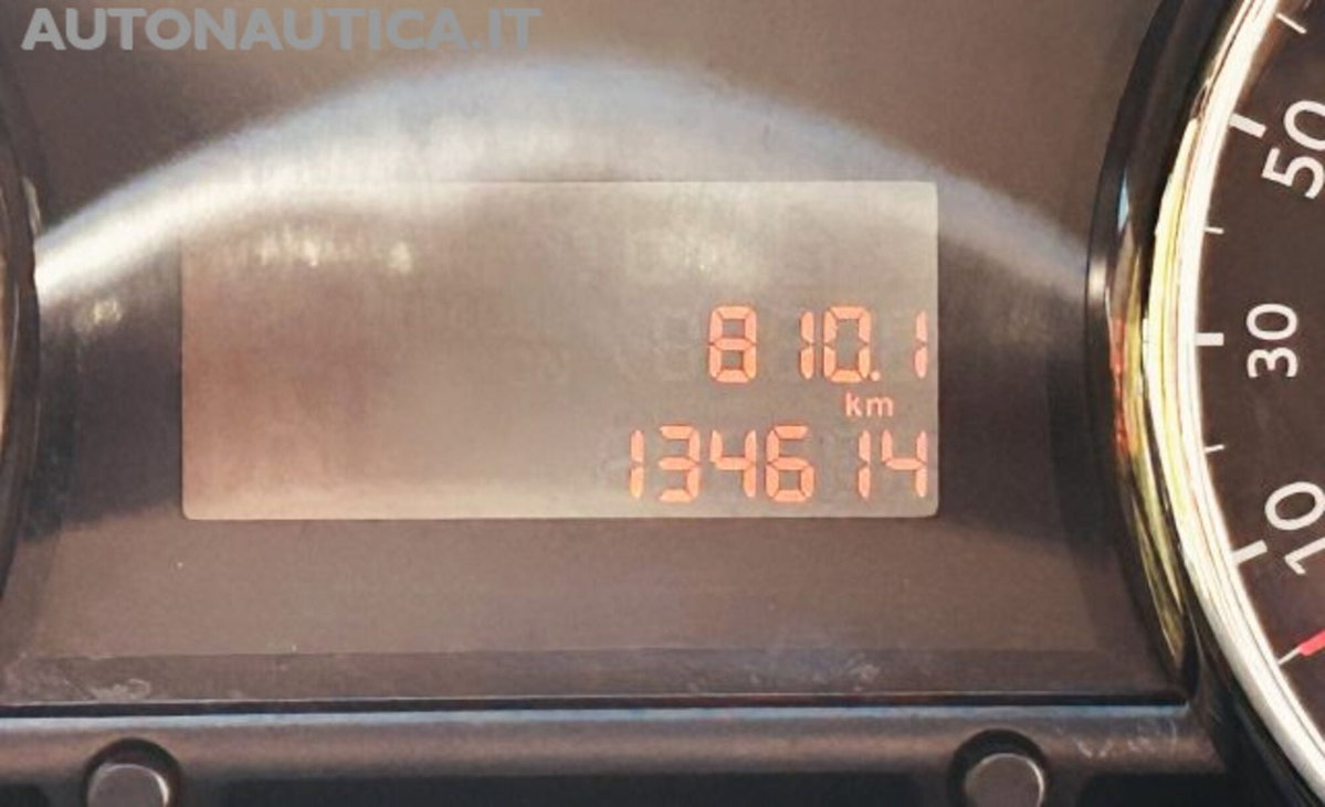 Peugeot 3008 1.6 HDi 115CV Active (9)