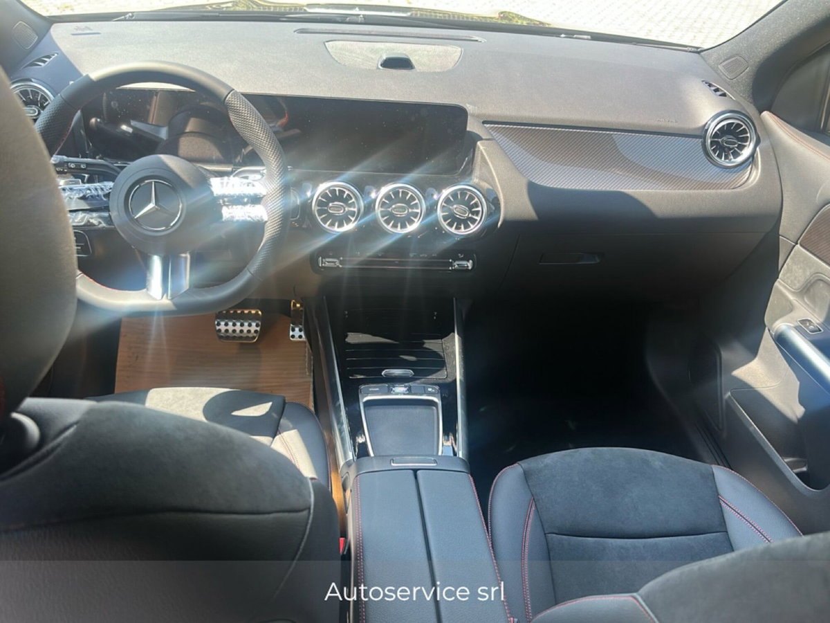Mercedes-Benz GLA SUV 180 AMG Line Advanced Plus Digital Edition auto (11)