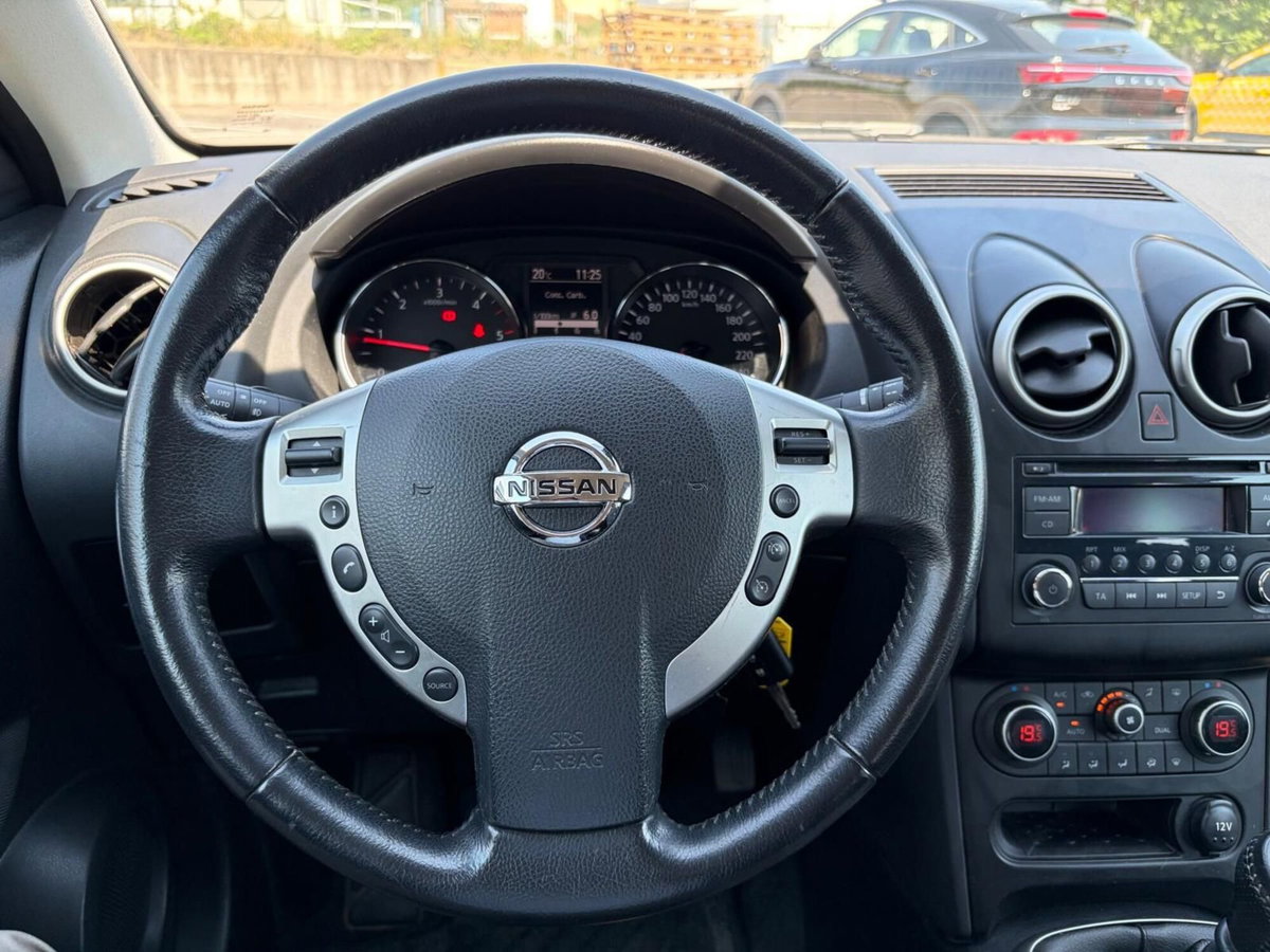 Nissan Qashqai 1.5 dCi DPF Acenta (8)