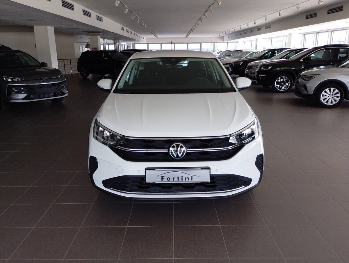 Volkswagen Taigo 1.0 TSI 110 CV Life (2)
