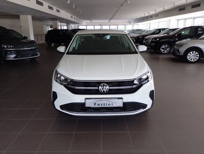 Volkswagen Taigo 1.0 TSI 110 CV Life (2)