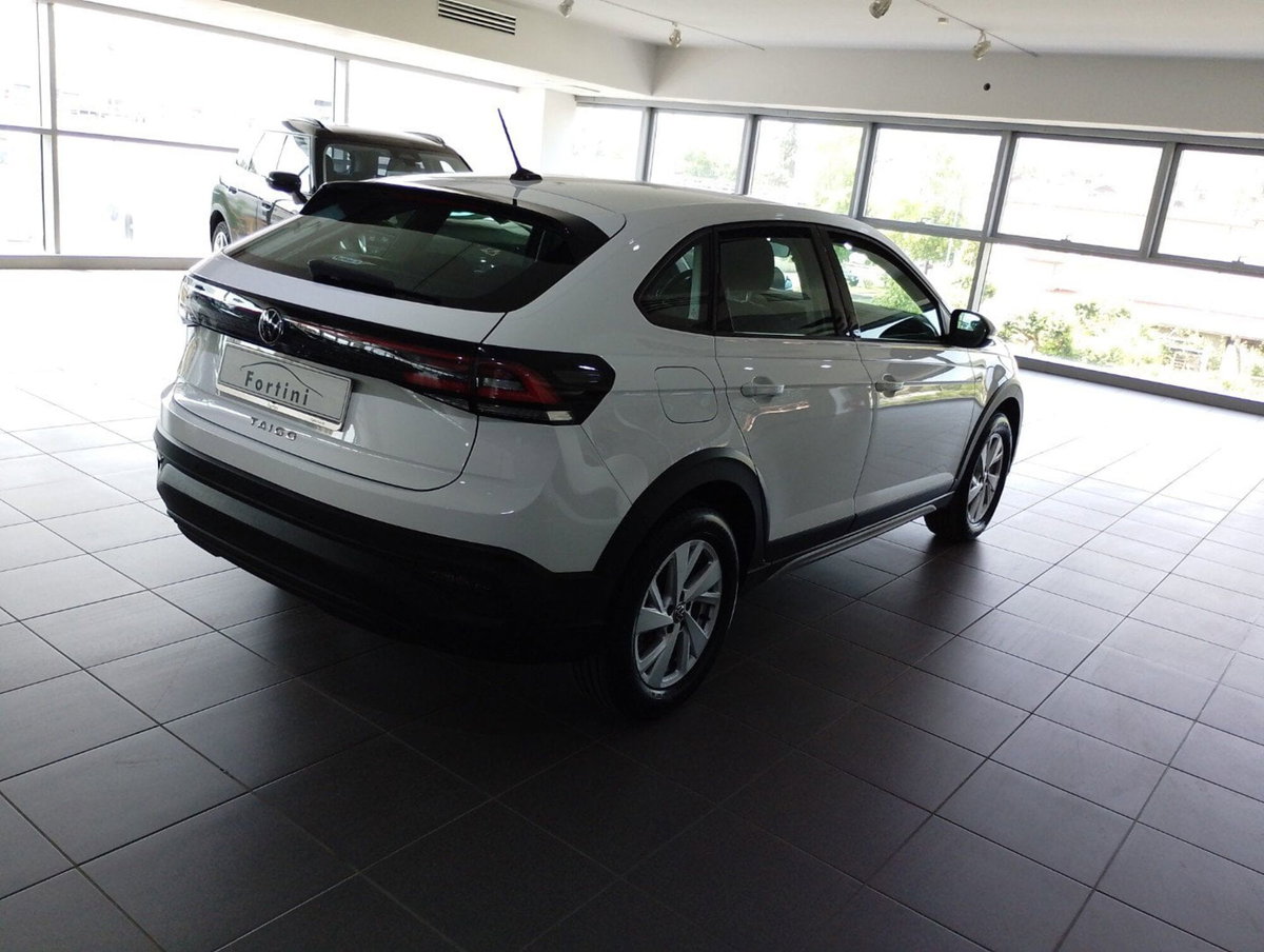 Volkswagen Taigo 1.0 TSI 110 CV Life (6)