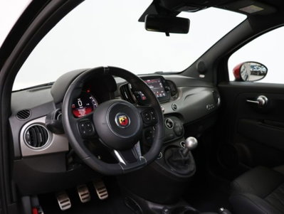 Abarth 595 595 1.4 Turbo T-Jet 165 CV (9)