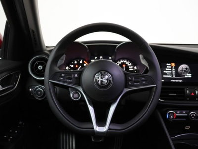 Alfa Romeo Giulia 2.0 Turbo 200 CV AT8 Executive (14)