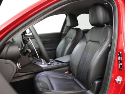 Alfa Romeo Giulia 2.0 Turbo 200 CV AT8 Executive (8)