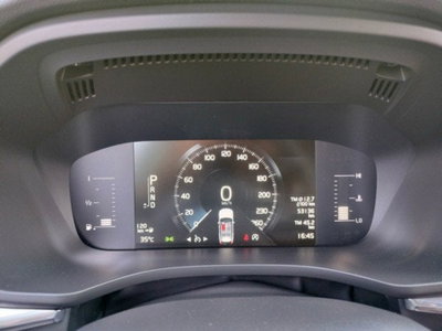 Volvo XC60 D5 AWD Geartronic Momentum (16)
