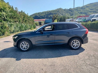 Volvo XC60 D5 AWD Geartronic Momentum (5)