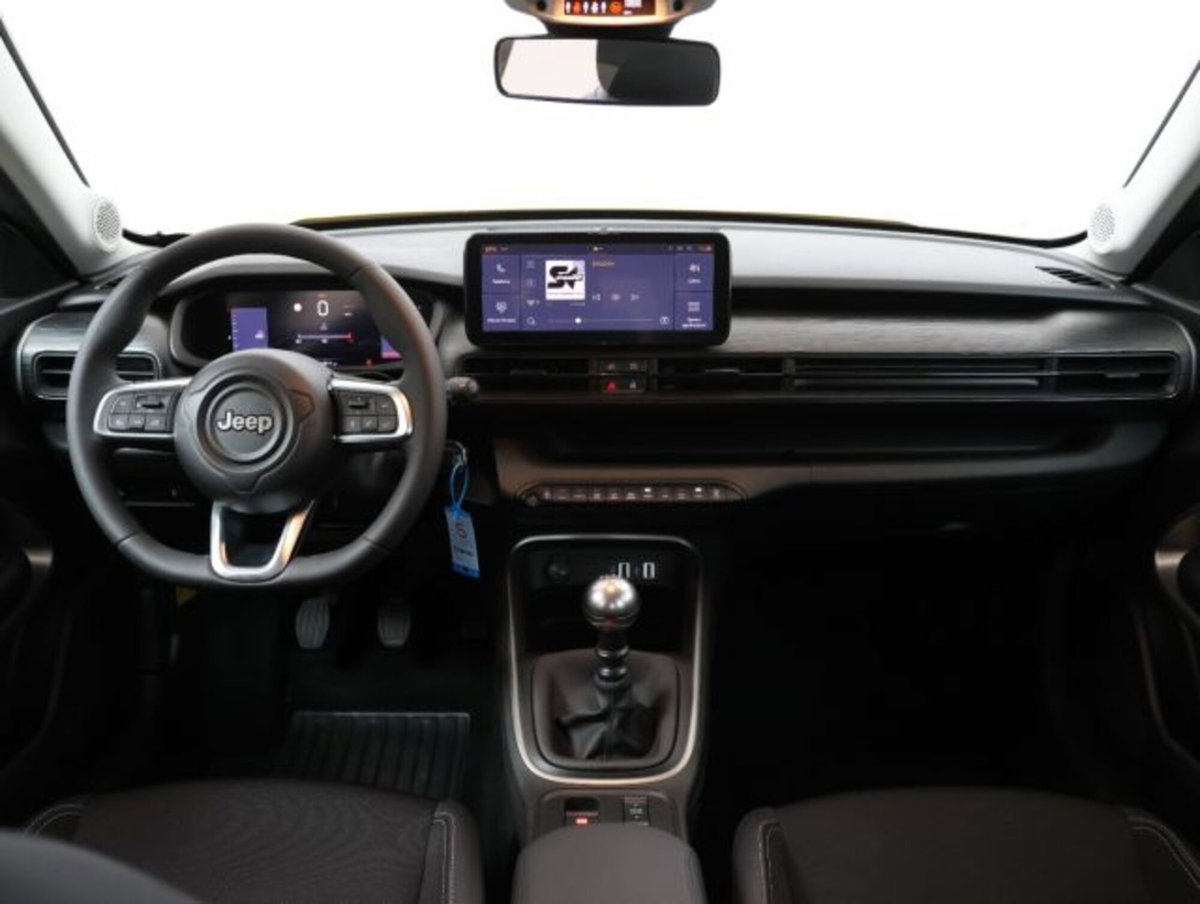 Jeep Avenger 1.2 turbo Altitude fwd 100cv (13)