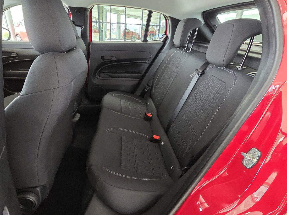 Fiat 600 1.2 Business 100cv (10)