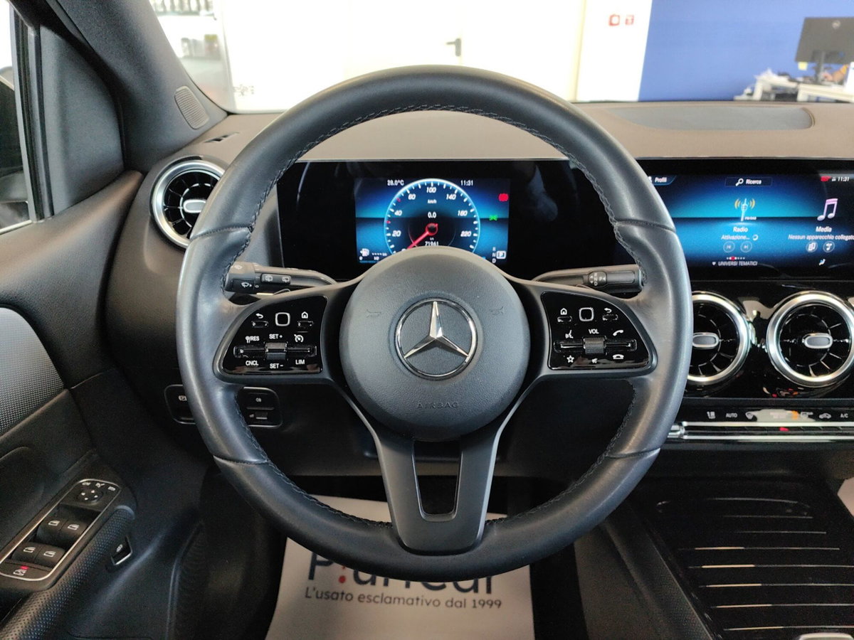 Mercedes-Benz Classe B 180 Executive (16)