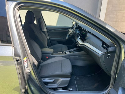 Skoda Octavia Station Wagon 2.0 tdi Executive 150cv dsg (9)