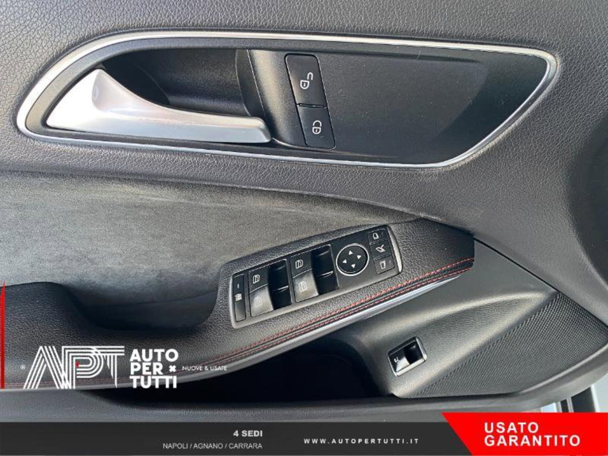 Mercedes-Benz GLA SUV 200 d Automatic 4Matic Premium (11)