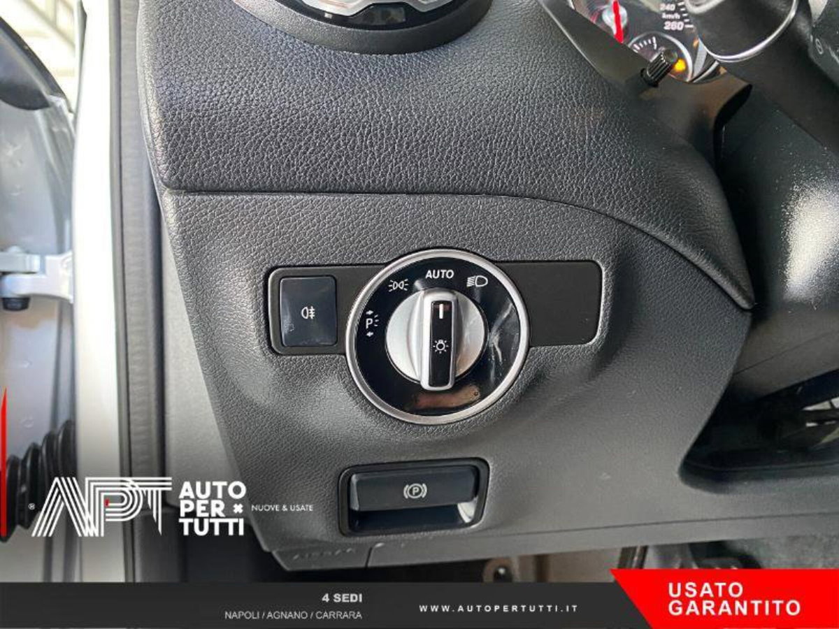 Mercedes-Benz GLA SUV 200 d Automatic 4Matic Premium (12)