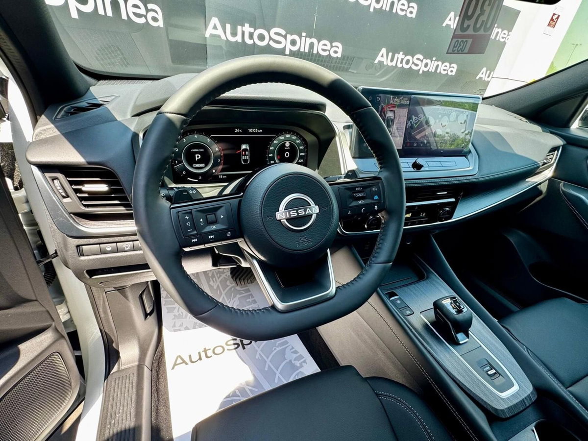 Nissan Qashqai 1.3 mhev Tekna 2wd 158cv (8)