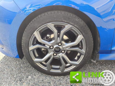 Ford Fiesta 1.0 Ecoboost Hybrid 125 CV DCT 5 porte ST-Line (16)