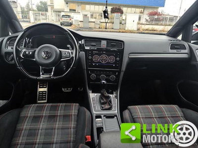 Volkswagen Golf 2.0 tsi GTI MT Ultimate 245cv (12)
