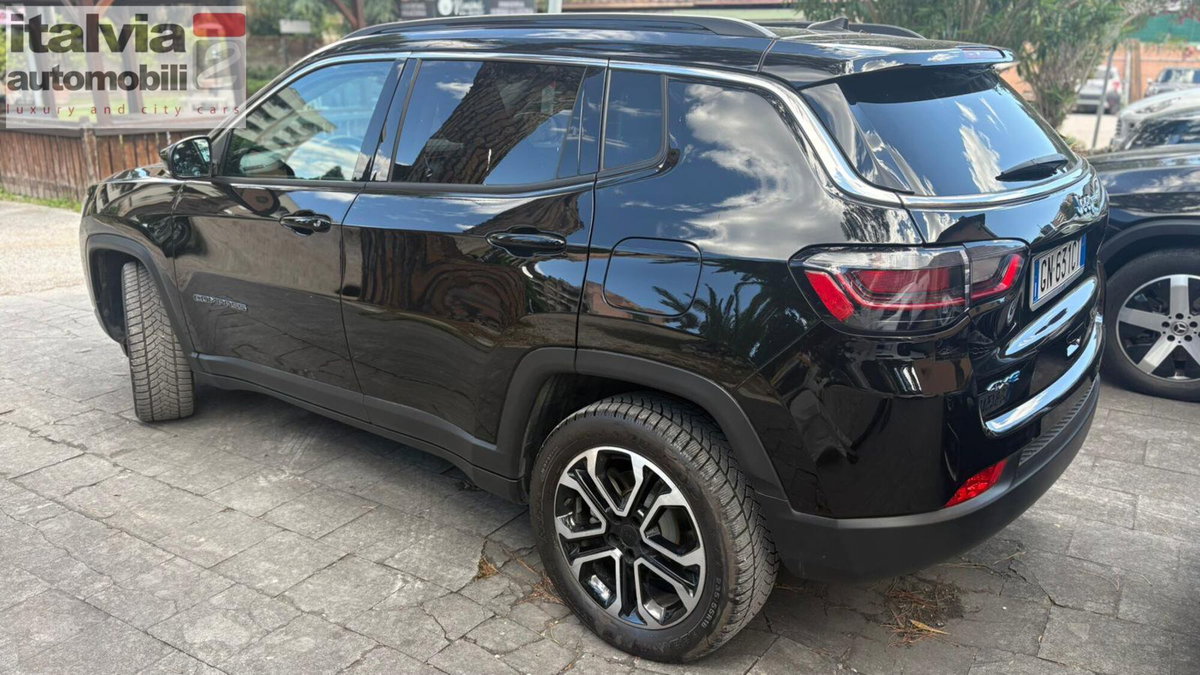 Jeep Compass 1.3 T4 190CV PHEV AT6 4xe Limited (5)