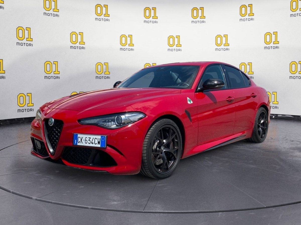 Alfa Romeo Giulia 2.9 T V6 AT8 Quadrifoglio