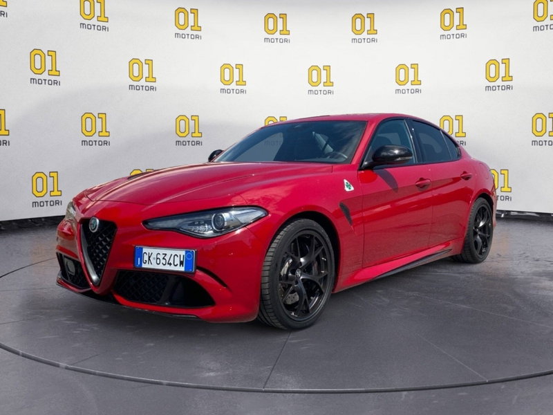 Alfa Romeo Giulia 2.9 T V6 AT8 Quadrifoglio