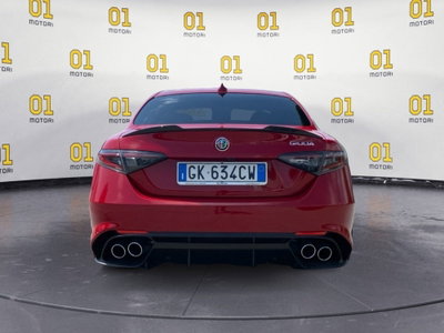 Alfa Romeo Giulia 2.9 T V6 AT8 Quadrifoglio (4)