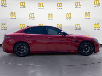 Alfa Romeo Giulia 2.9 T V6 AT8 Quadrifoglio (6)